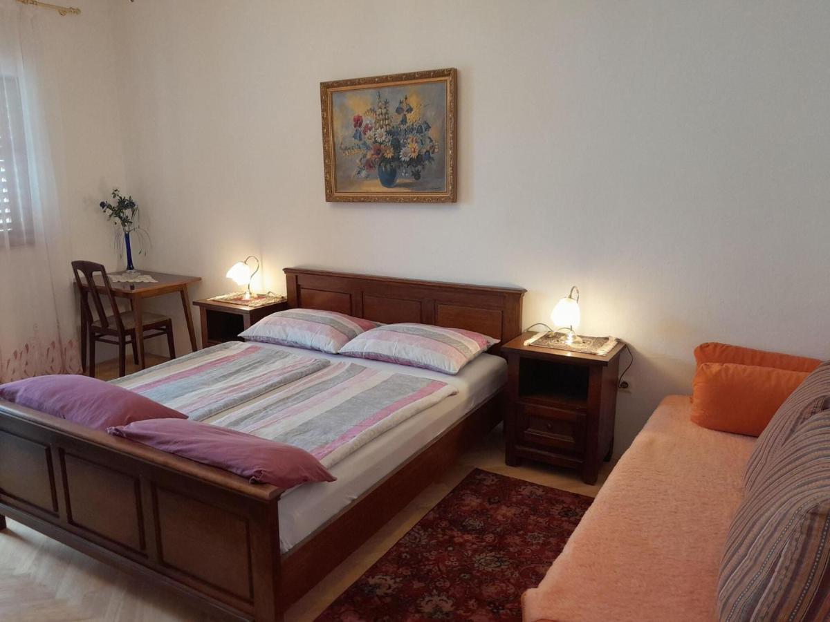 Apartments Adelheid In Biograd, Close To The Beach Biograd Na Moru Exteriér fotografie
